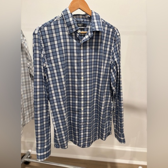 Faherty Men's Navy and White Movement Button Down - Picture 1 of 2